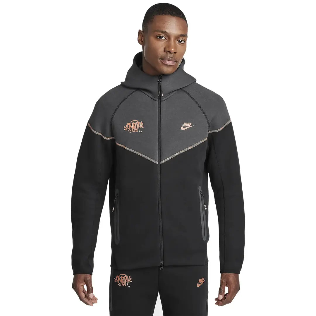Syna x Tech Hoodie