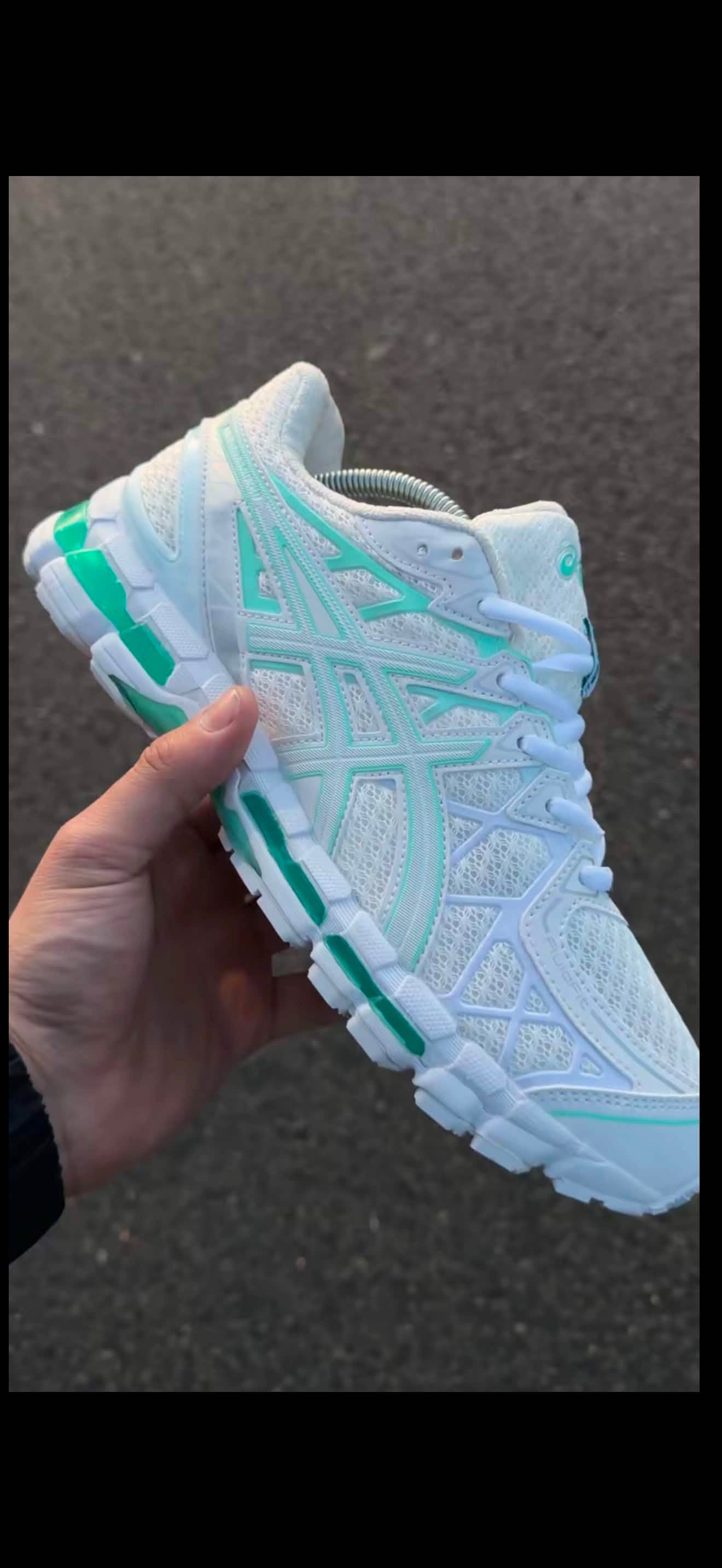 Mint Asics