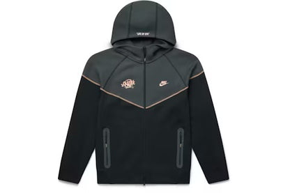 Syna x Tech Hoodie